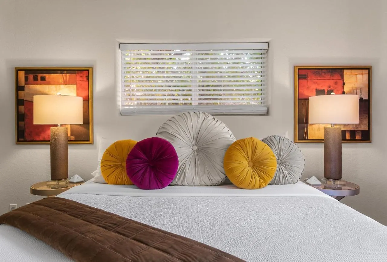 House Of Jojo Permit #42212 Villa Palm Springs Holiday home